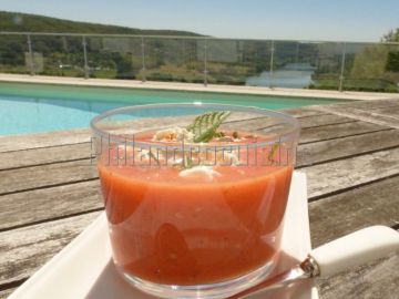 Soupe froide tomate, pastèque, menthe avec ou sans feta