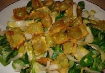 Salade aux ravioles croustillantes