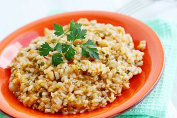 Risotto au poulet à la moutarde