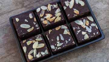 Brownies au chocolat, amandes et Petit Beurre