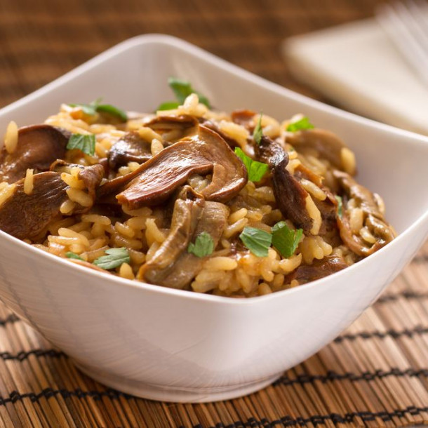 Poêlée de riz aux poireaux, champignons et parmesan