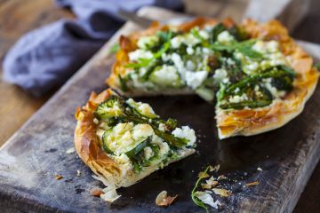 Tarte asperges, brocoli, courgette et feta