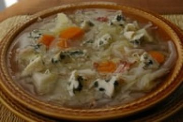 Soupe au chou et au roquefort