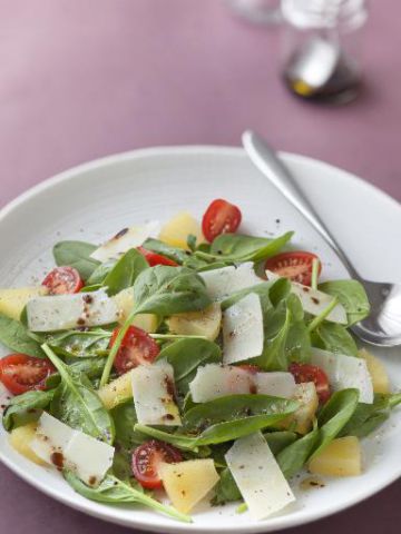 Salade d'épinards au parmesan