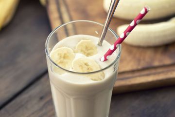 Smoothie banane et noix de coco