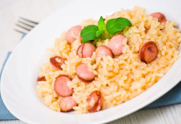 Risotto simple aux saucisses