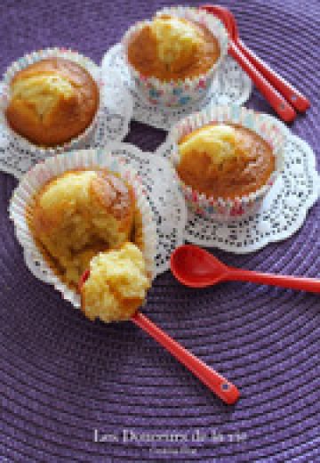 Madeleines fourrées à la confiture d'abricots