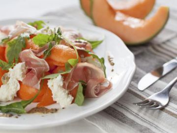 Salade melon feta jambon