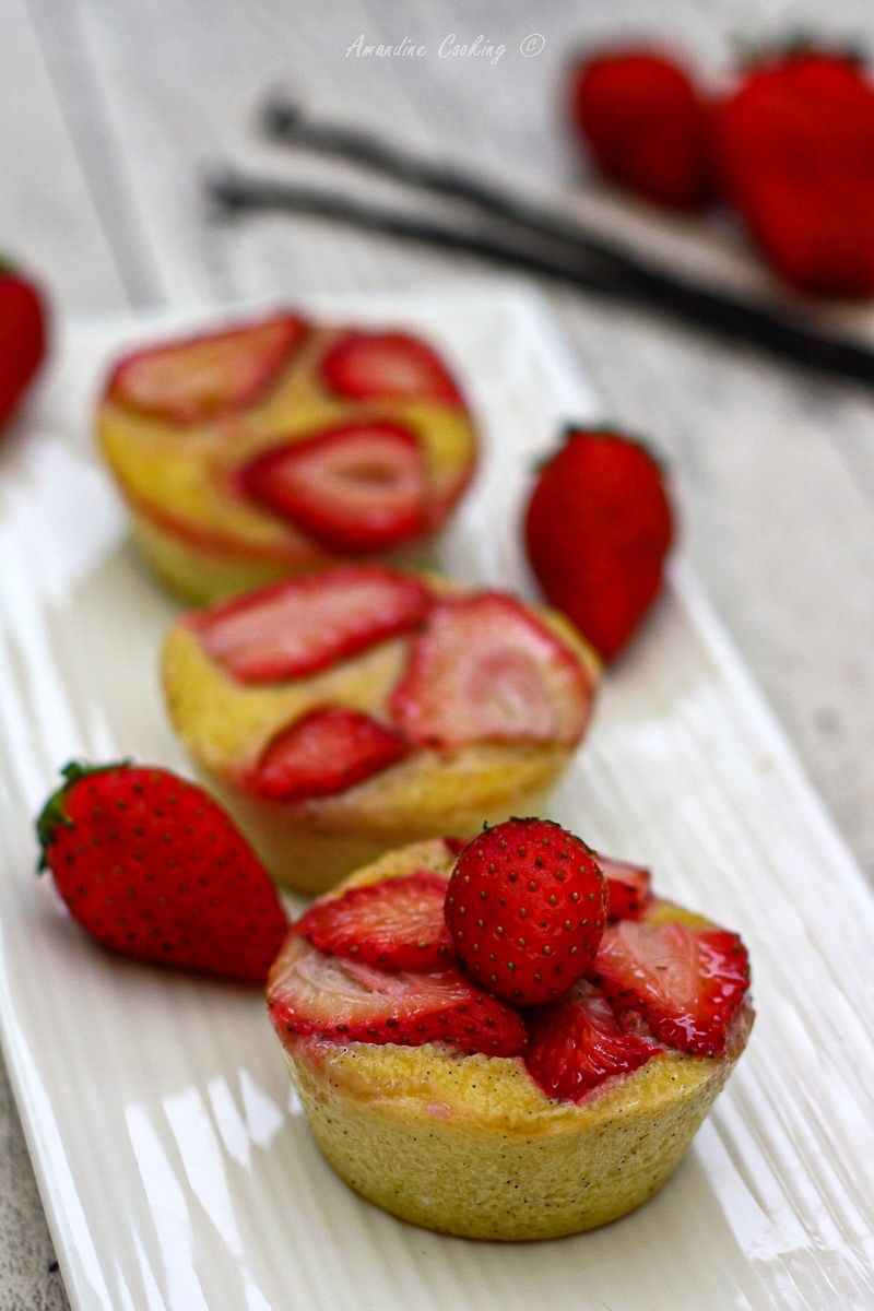 Gâteau de semoule à la vanille et fraise