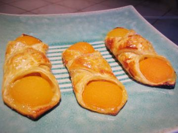 Petits feuilletés aux abricots