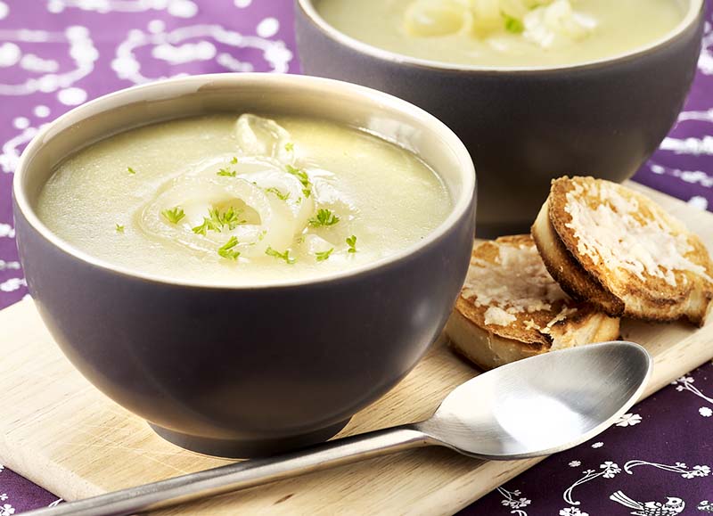 Soupe à l'oignon traditionnelle