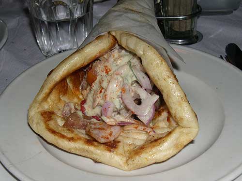 Pitas - pain pita (Crète)