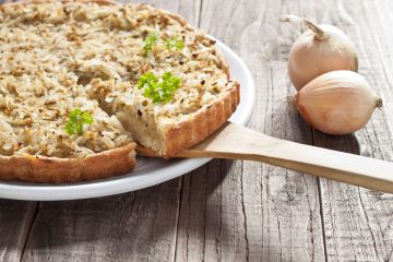 Tarte à l'oignon et au jambon de ma grand-mère