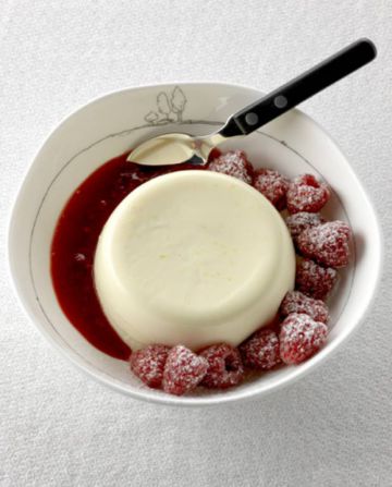 La classique : panna cotta aux framboises 