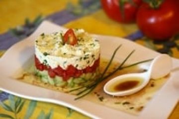 Tartare de concombre, tomate et feta