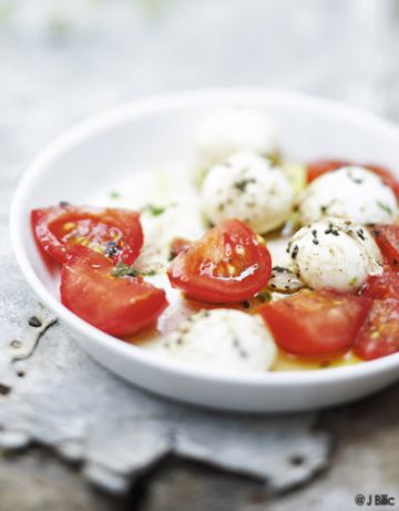 Salade de tomates mozza