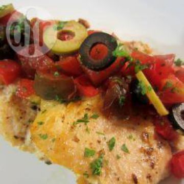 Escalopes de dinde aux tomates et olives