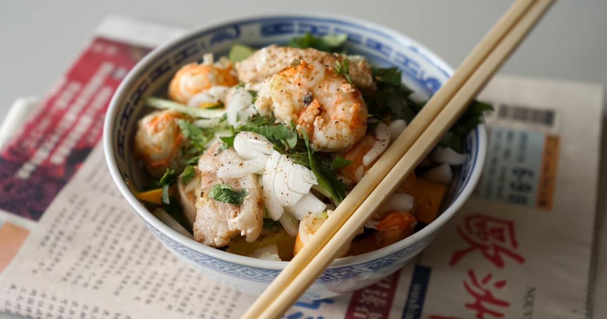 Wok terre-mer façon vietnamienne de porc, crevettes et langoustines