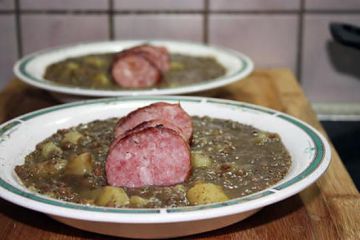 Lentilles au citron, saucisse de Morteau