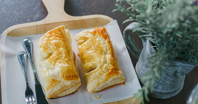 Recette Chaussons aux blancs de poulet et champignons