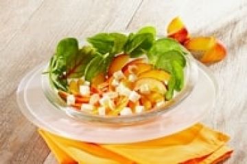 Salade de nectarines au fromage de brebis