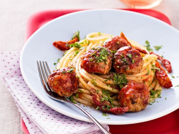 Spaghettis aux boulettes de veau