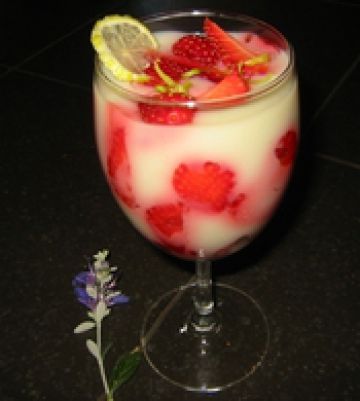 Crème vanillée aux fraises