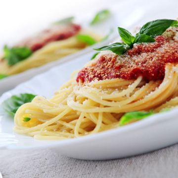 Spaghetti aux tomates fraîches