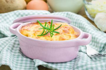 Mini cocottes de saumon gratiné aux épinards