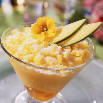 Entremets au coco et à la mangue