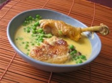 Fricassée de poulet crémeuse aux petits pois