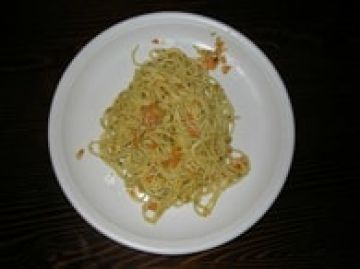 Spaghettis carottes et basilic