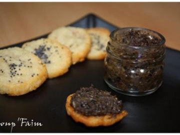 Tapenade et sablés parmesan ...