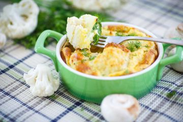 Mini cocottes de gratins de chou-fleur à la béchamel