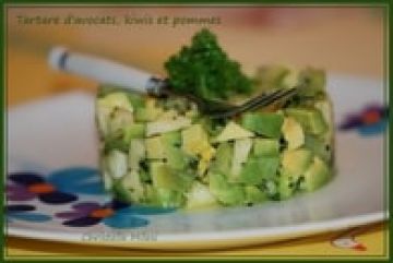 Tartare d'avocats, kiwis et pommes