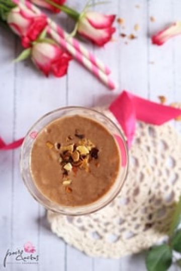 Milk Shake au lait d’amande, cacao et beurre de cacahuètes 