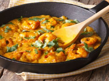 Poêlée de crevettes curry-coco