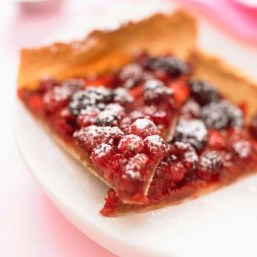 Tarte aux groseilles et framboises