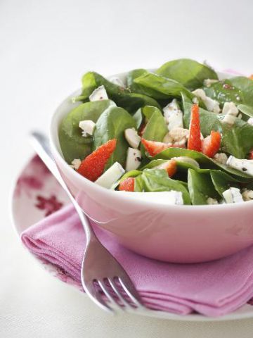 Salade d'épinards et fraises au chèvre