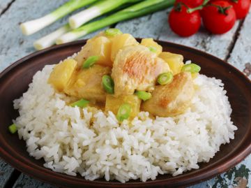 Poulet à l'ananas et lait de coco