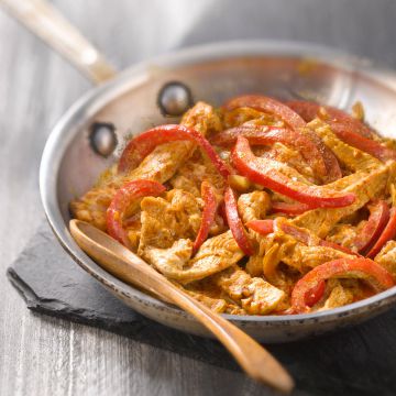 Sauté de dinde au paprika et poivron rouge