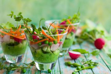 Salade printanière en verrines