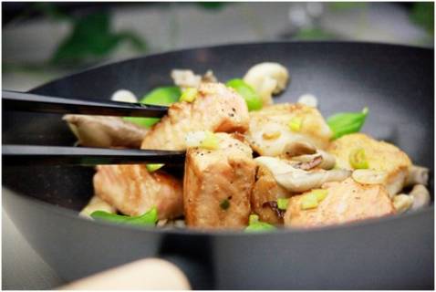 Wok de poisson