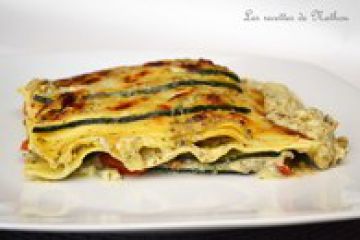 Lasagnes végétariennes de courgettes, tomates cerise et pesto