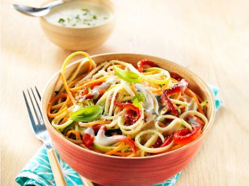 Spaghettis de légumes et sa délicieuse crème chèvre basilic