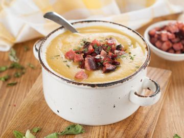 Soupe de légumes aux saucisses Knacki