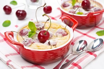 Petits clafoutis cerises et rhum