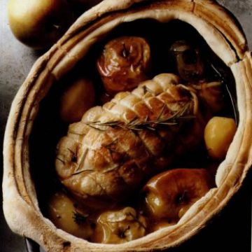 Rôti de veau aux deux pommes