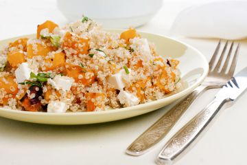 Salade de quinoa au bacon, chèvre et potimarron d’hiver