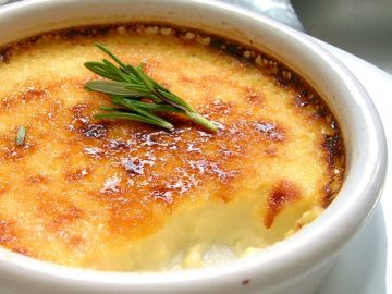 Crème brûlée au romarin et au miel